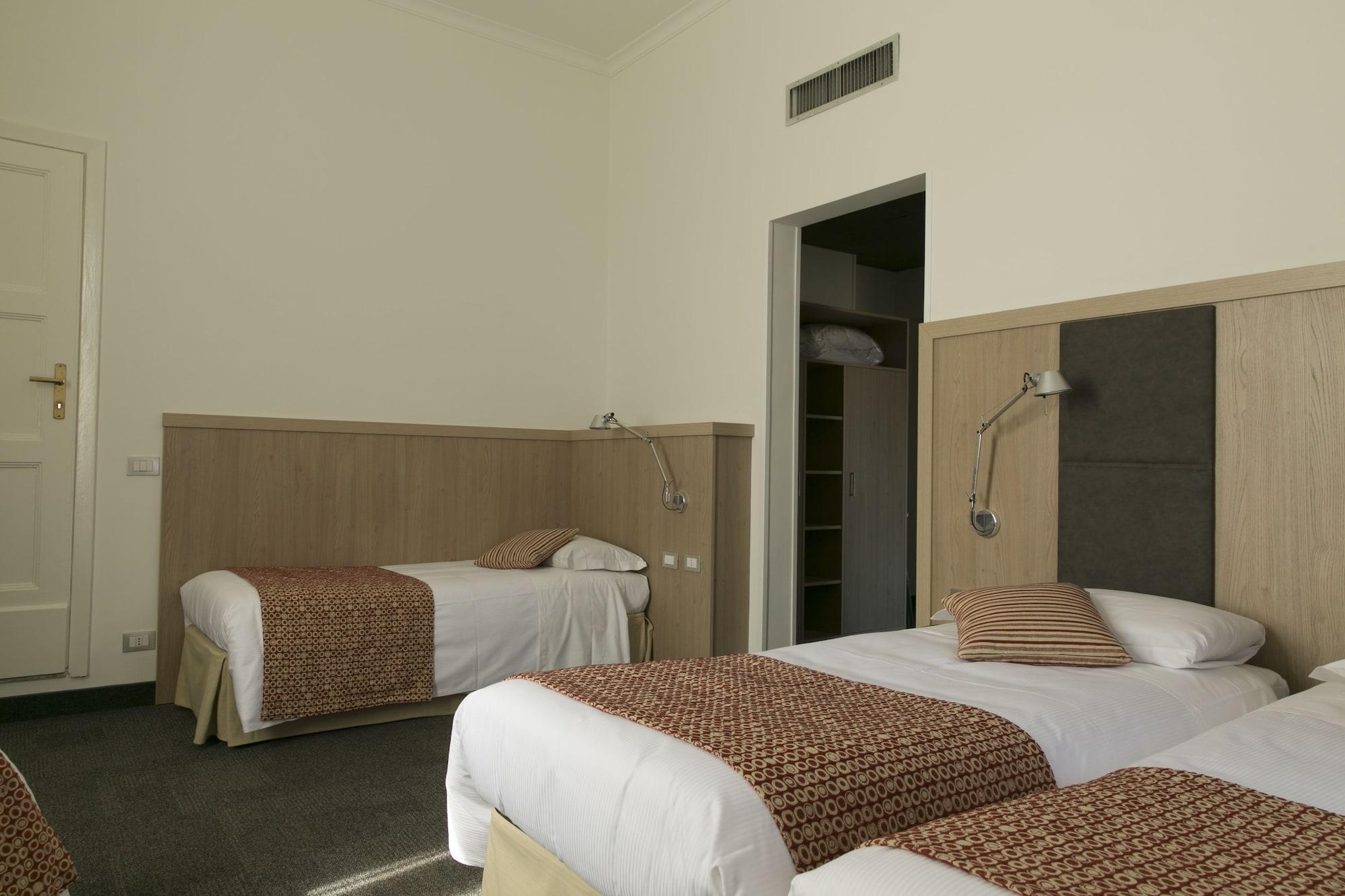 Hotel Casa Valdese Roma Εξωτερικό φωτογραφία