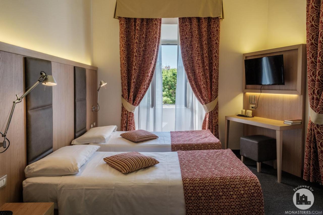 Hotel Casa Valdese Roma Εξωτερικό φωτογραφία