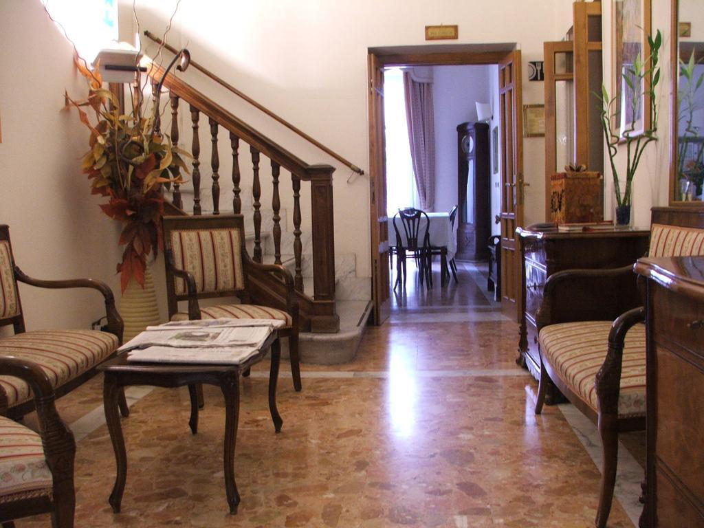 Hotel Casa Valdese Roma Εξωτερικό φωτογραφία