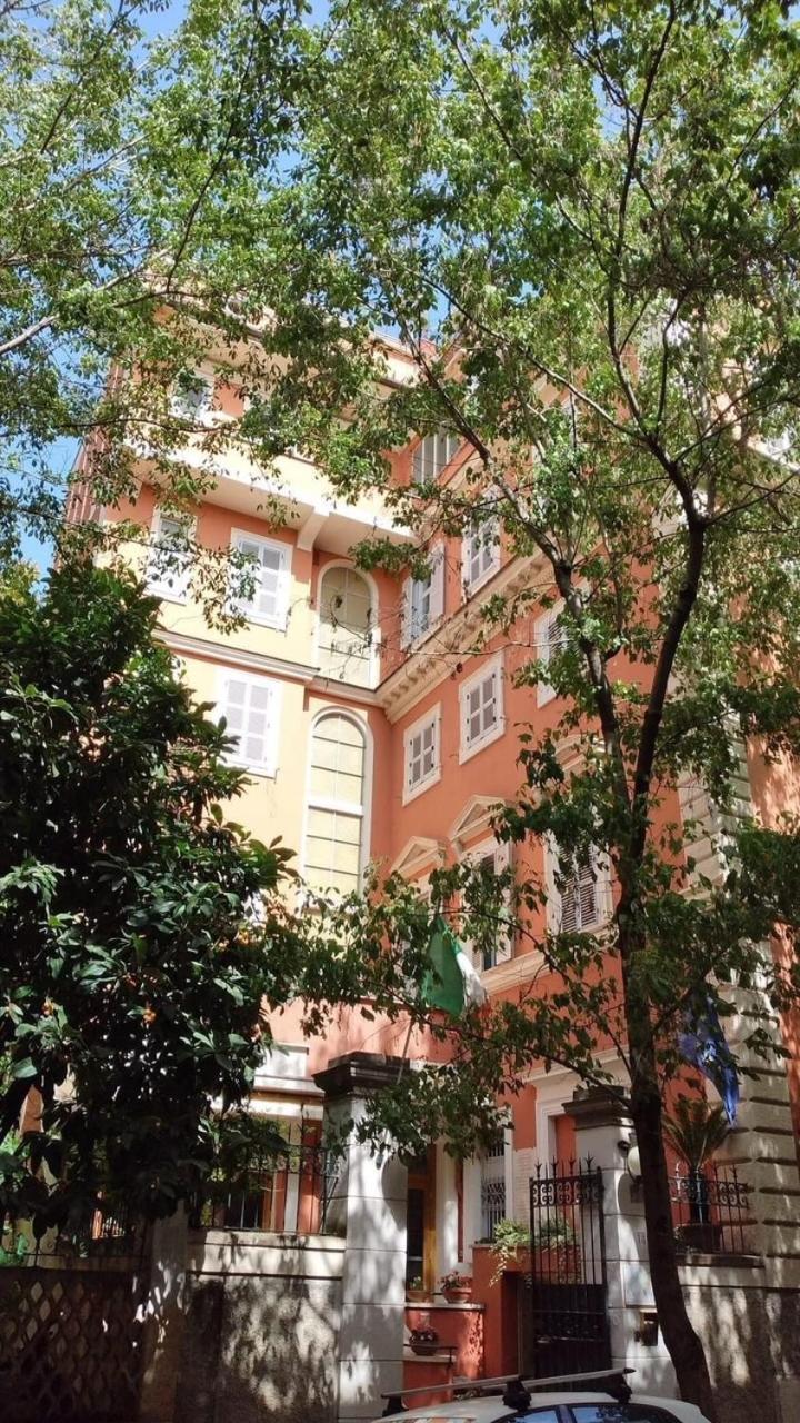 Hotel Casa Valdese Roma Εξωτερικό φωτογραφία